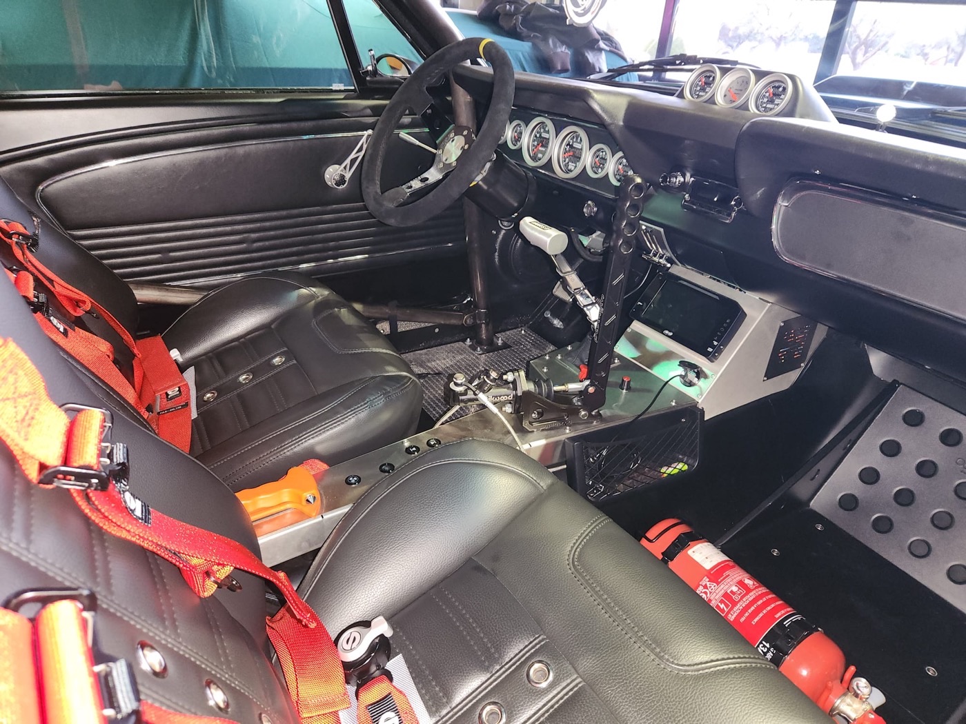 Ford Mustang Ken Block — intérieur